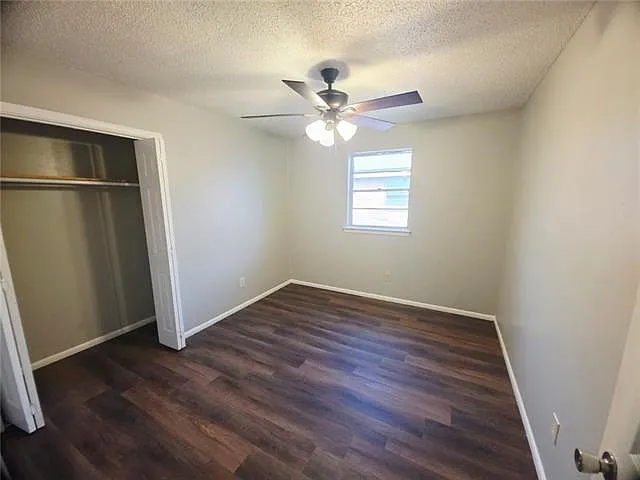 9040 Bunker Hill Rd — Photo 10