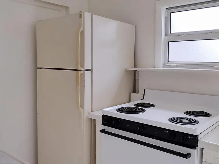 1707 Thomas St #4 — Photo 7