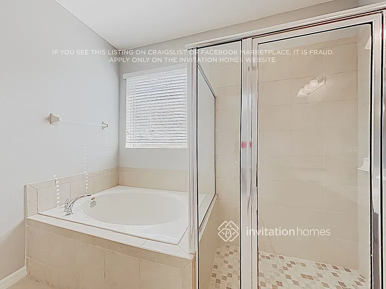 1504 Pine Marsh Loop — Photo 15
