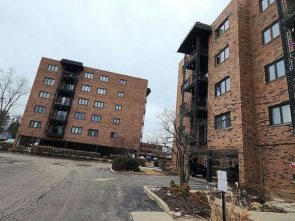 4th image of 9374 Landings Ln Unit 503