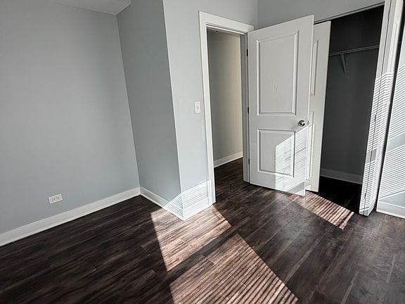 5th image of 11238-42 S Vernon Ave #38-3W