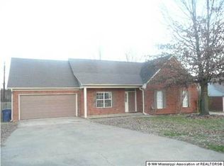 7342 Deerbrook Rd, Olive Branch, MS 38654