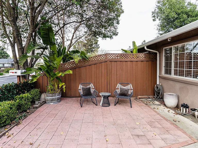 179 Fair Oaks Ave — Photo 27