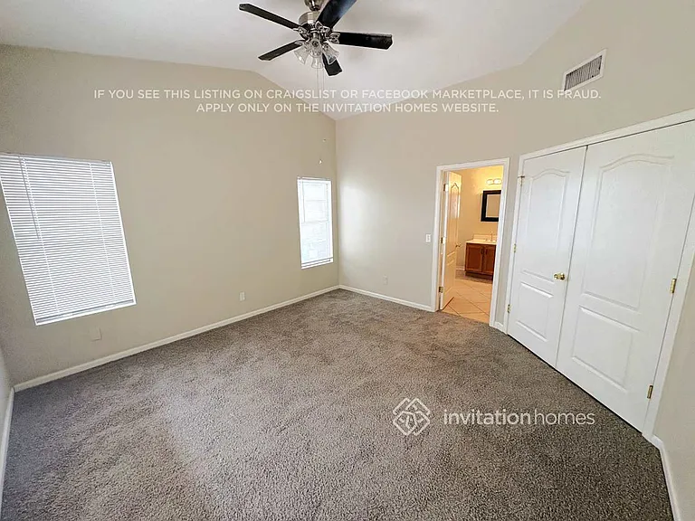 7923 W Laurel Ln — Photo 4