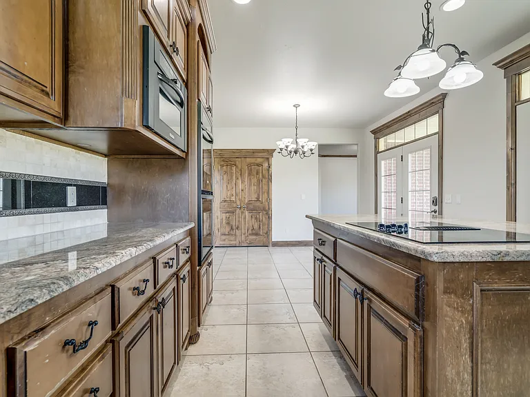 22525 Lindy Ter — Photo 35