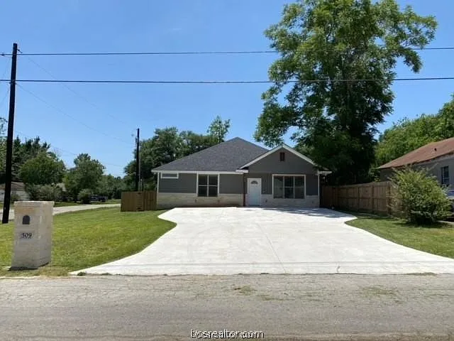 509 E Pruitt St — Photo 2