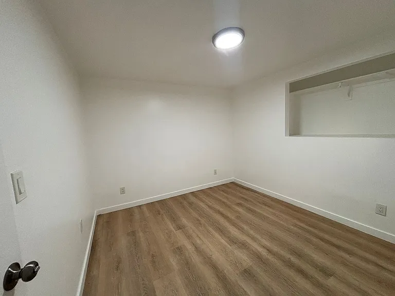 308 E 4th St #308B — Photo 11