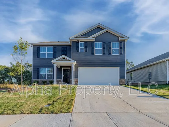 852 Wolverine Ln, Woodruff, SC 29388
