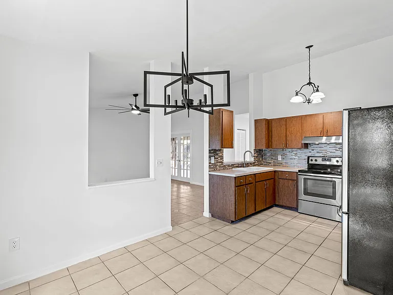 11989 Persimmon Blvd — Photo 10