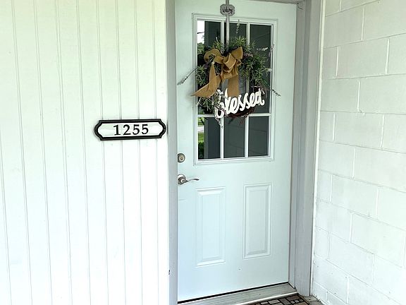 2nd image of 1255 Peacefield Dr