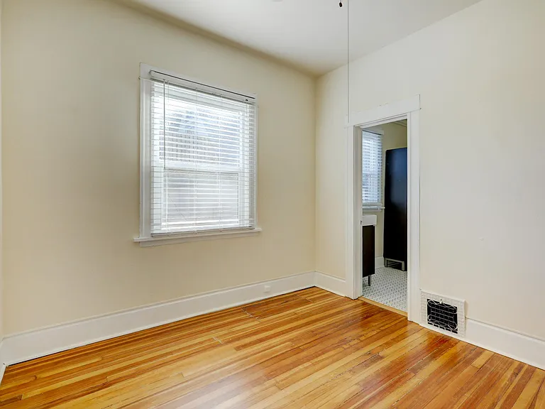 1617 E 23rd Ave — Photo 17