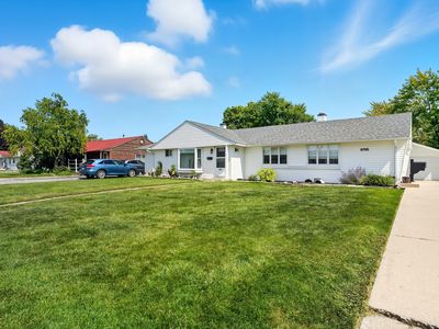 8755 S Corcoran Rd, Hometown, IL, 60456