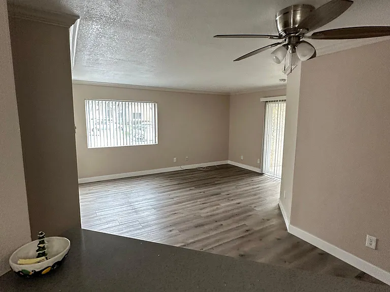 7545 Charmant Dr #1501 — Photo 2