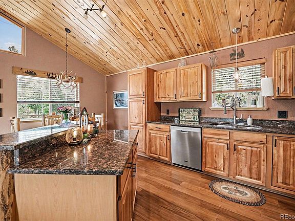 4th image of 28 Juniper Way