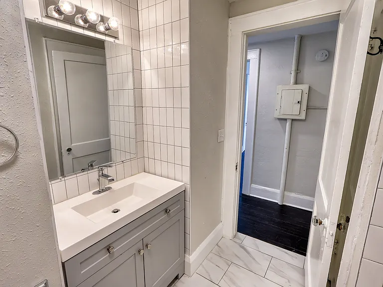 4015 N Seminole Ave #2 — Photo 12