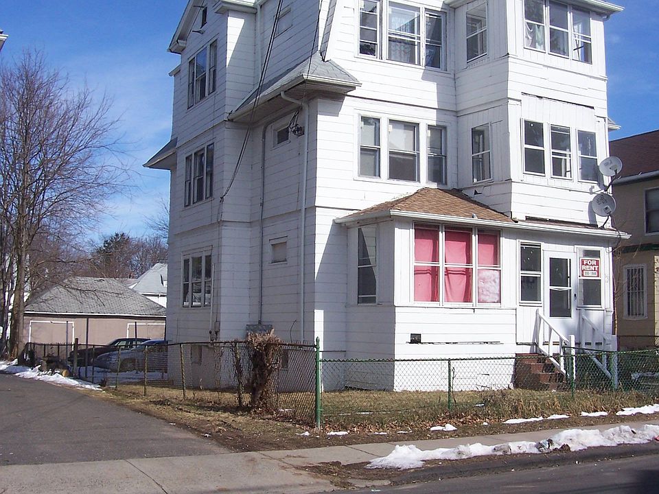2nd image of 66 Flatbush Ave