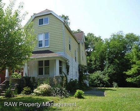1st image of 1337 Lincoln Ave