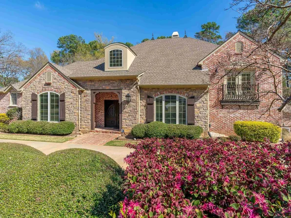 3 Spring Creek Pl, Longview, TX 75604