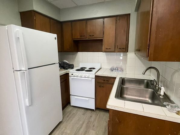 400 Smithfield Ave #1