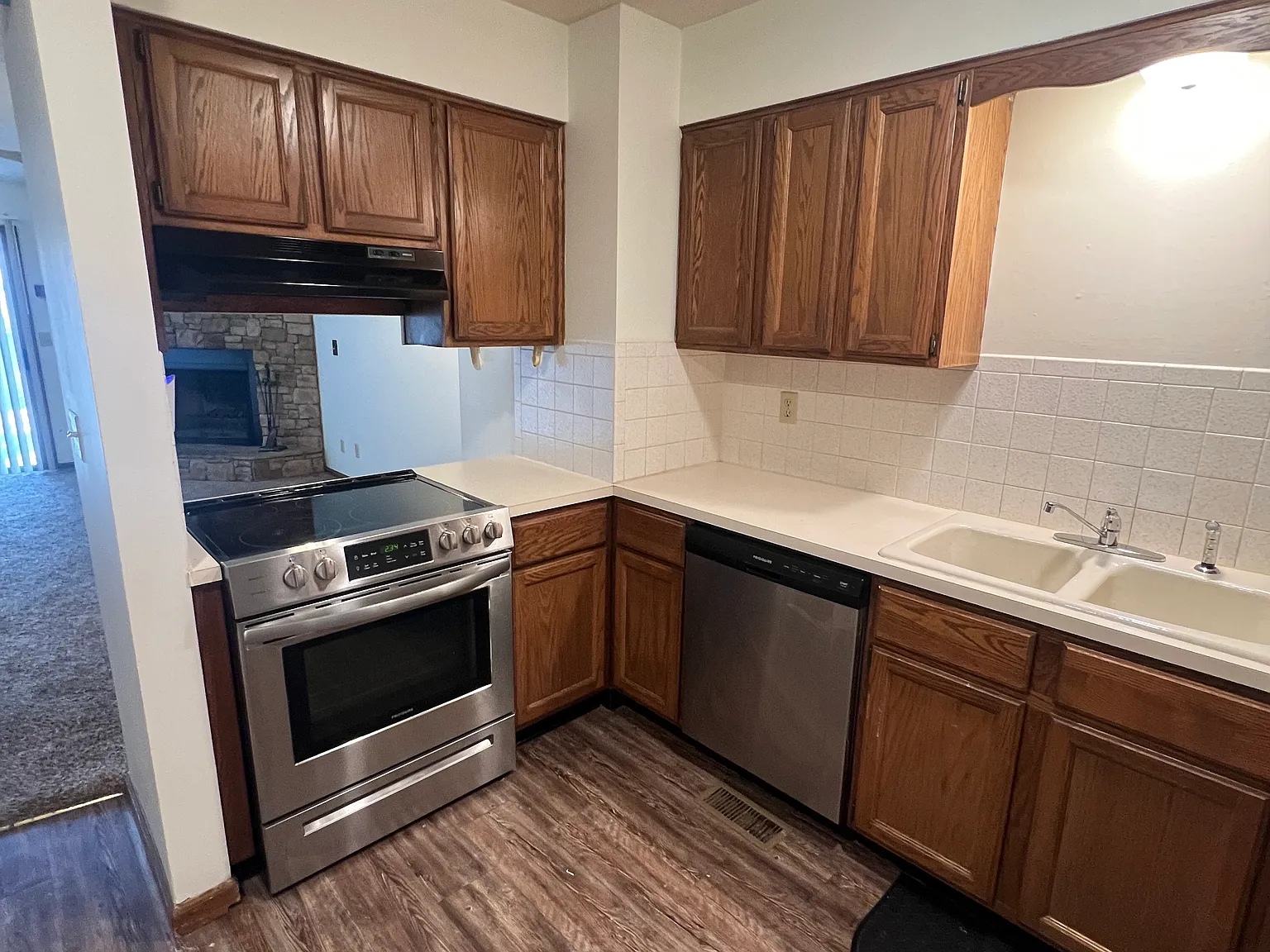 2 bed, 1.5 bath, 1500 sqft, $1,250 — Photo 4