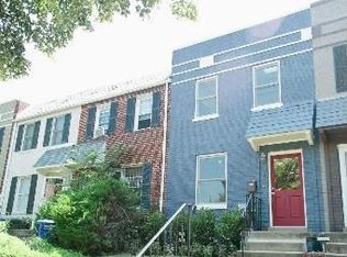 712 5th St SE, Washington, DC 20003