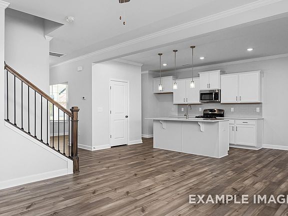 2nd image of 417 Reinsman Ct
