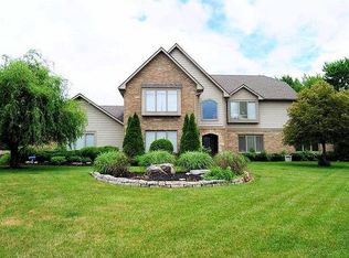 8946 Farrington Ct, Springboro, OH 45066