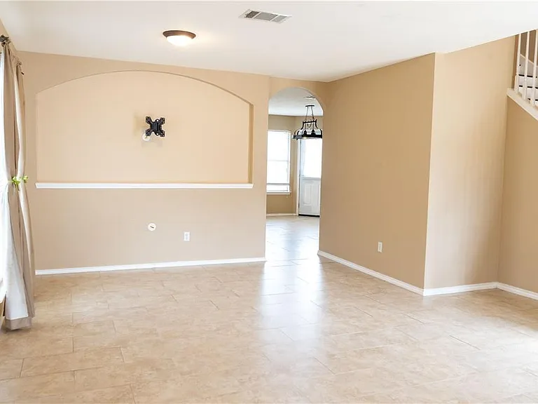 1608 Diana Dr — Photo 28