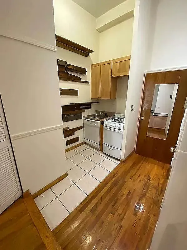 161 Rivington Street — Photo 4