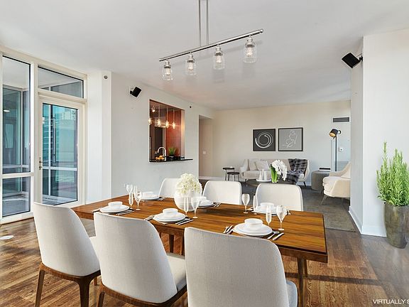 3rd image of 505 N McClurg Ct APT 3202