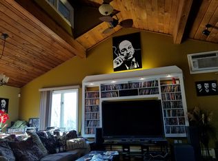 210 Goose Ln, Tolland, CT 06084