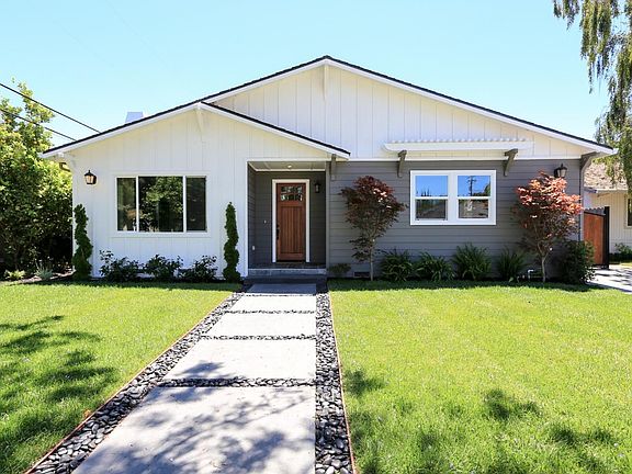 2nd image of 1554 Edgewood Way