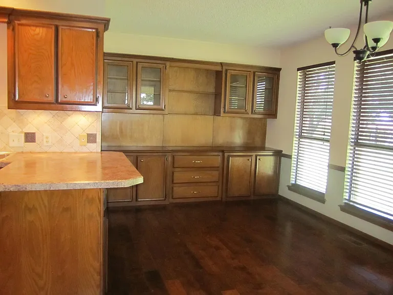 4721 Persimmon Ct — Photo 5