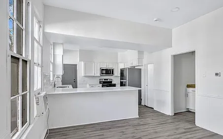 827 S Crockett St #1A — Photo 23
