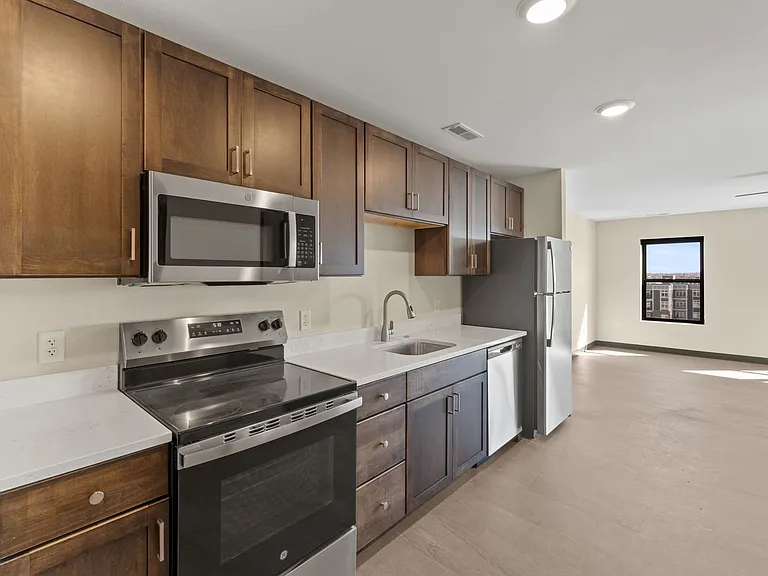 275 Lofts at Kingston Yard — Photo 4
