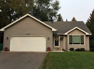 4321 Stirrup St, Eagan, MN 55123