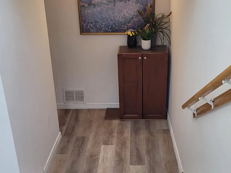 408 Osiris Dr #BASEMENT — Photo 2