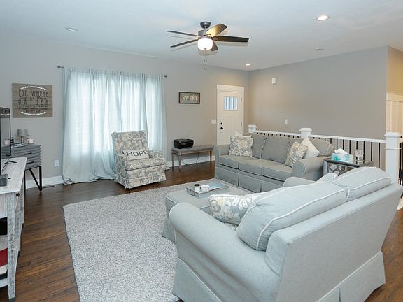 1712 Water Lilly Ln-104