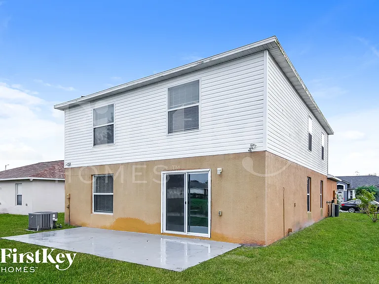 3808 McKinley Dr — Photo 15