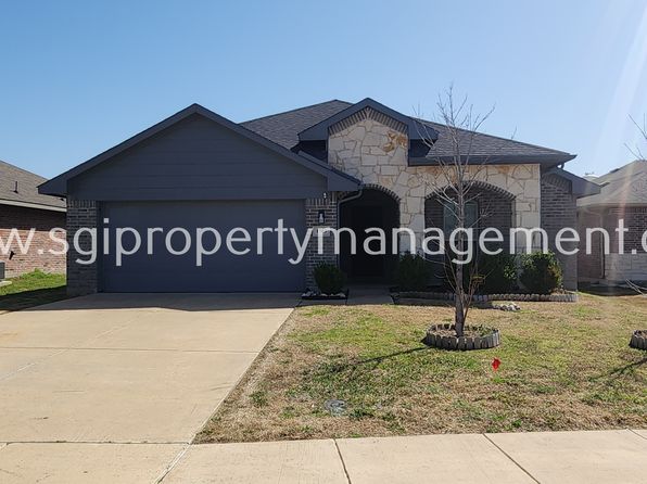 1703 Crimson Ave, Farmersville, TX 75442