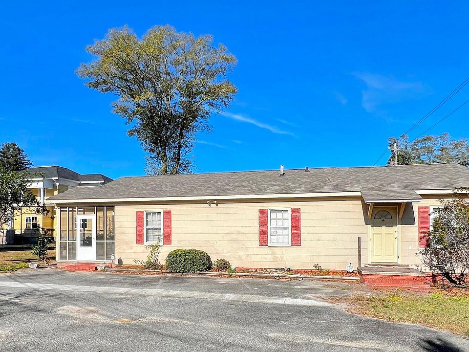 405 1/2 Love Ave, Tifton, GA 31794 Zillow