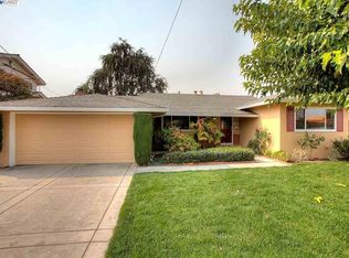 7346 Newcastle Ln, Dublin, CA 94568