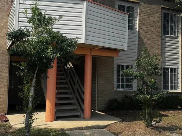 245 McDonnell Ave APT 107, Biloxi, MS 39531