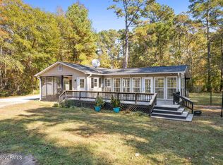 9925 State Highway 53 E, Burgaw, NC 28425