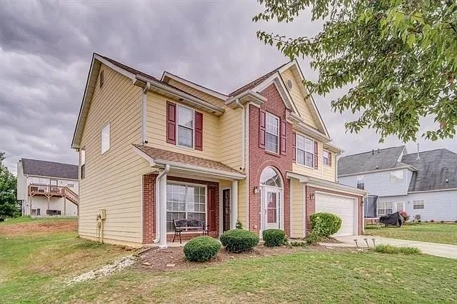 454 Sawtooth Ln — Photo 2