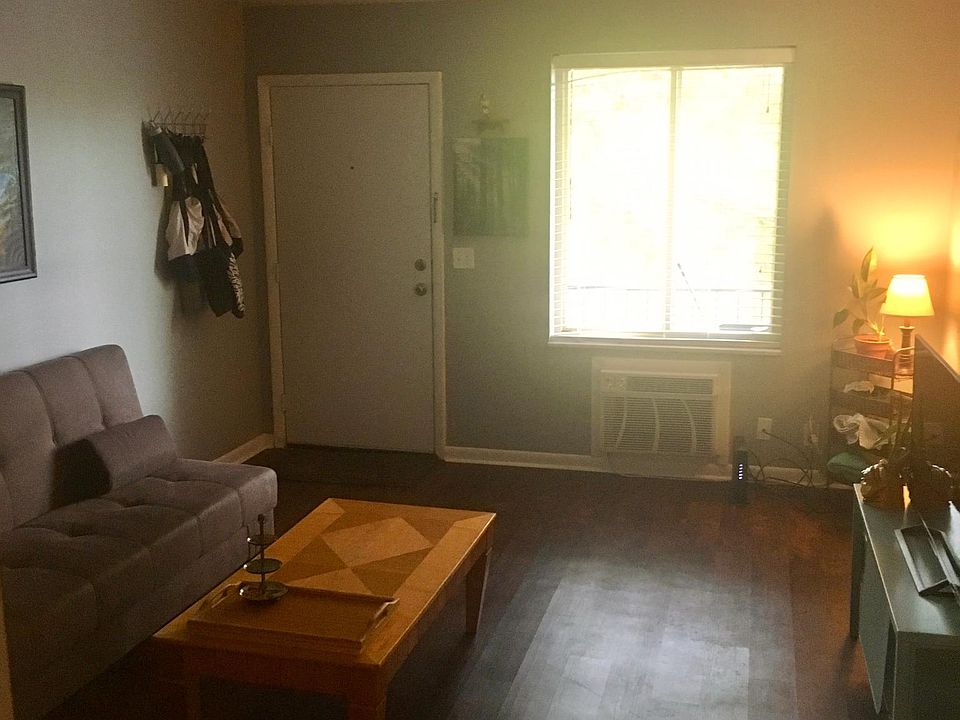 2nd image of 2601 Hillsboro Pike #M
