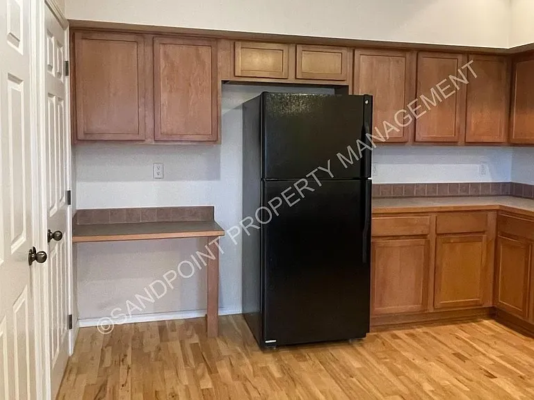 1602 Pine St #10 — Photo 11