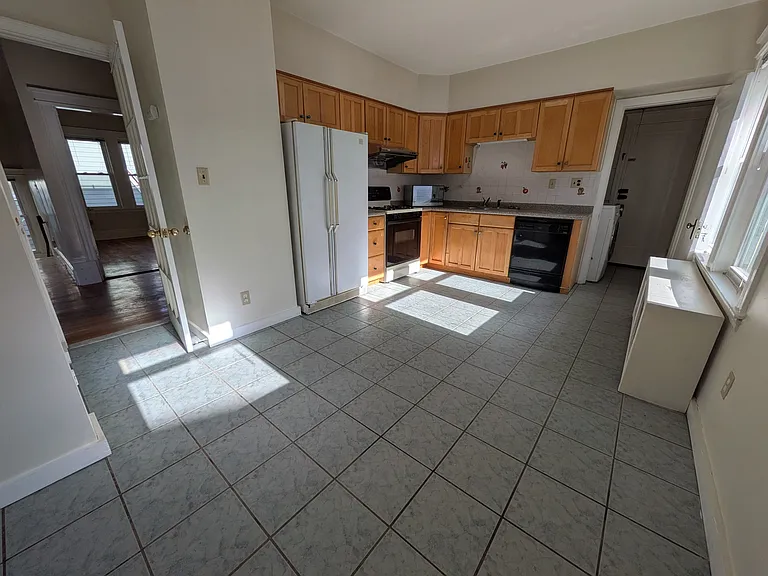 28 Verndale St #2 — Photo 6
