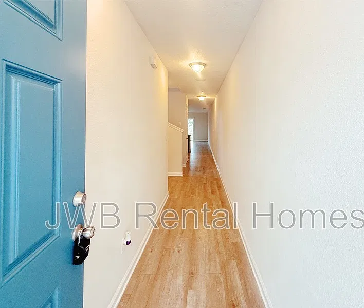 Murray Hill — Photo 2