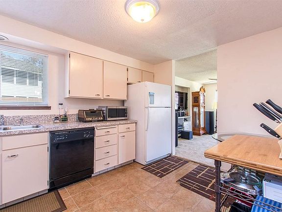 5th image of 453 Mateo Ct
